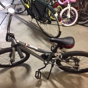 Raleigh 20"MXR boys bike-Silver